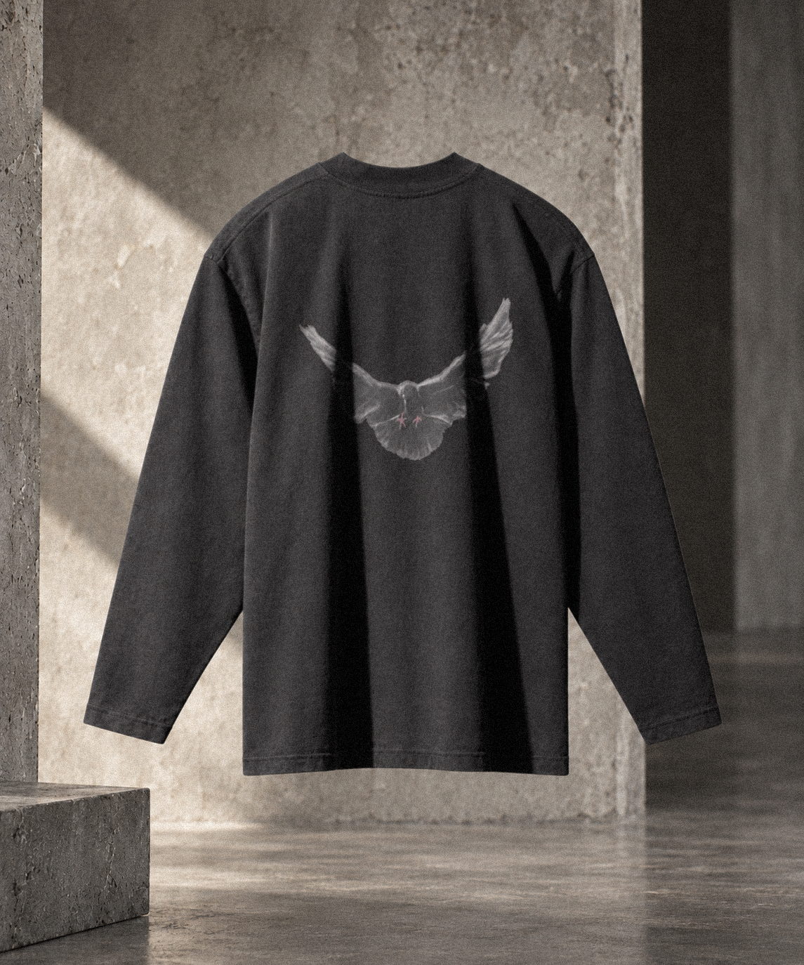 l*1様 yeezy gap balenciaga long sleeve Yeezy Gap Engineered by Balenciaga Dove Long-Sleeve Tee- Black