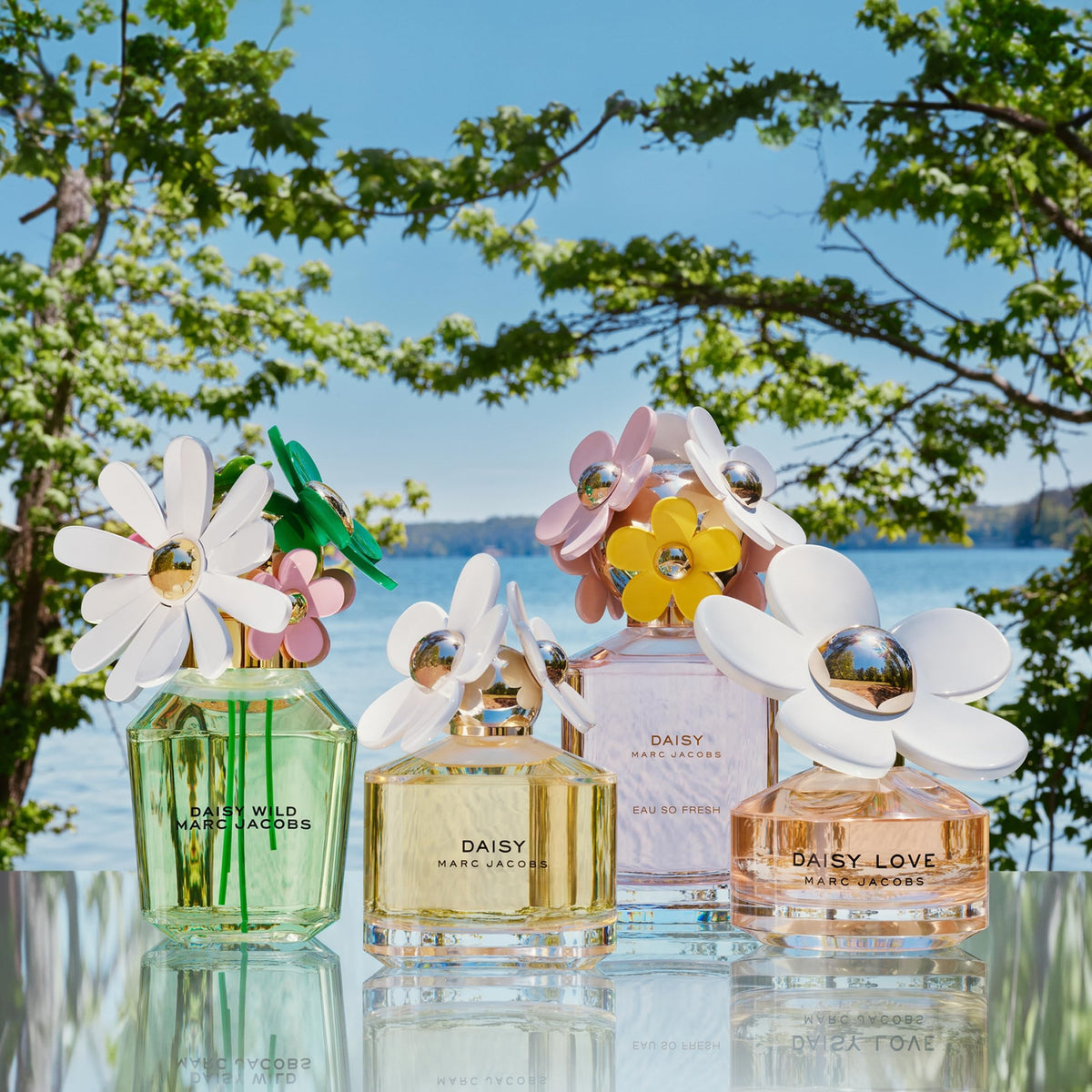 Marc Jacobs Daisy Eau So Fresh Eau De Toilette for Women 4.2oz/125ml
