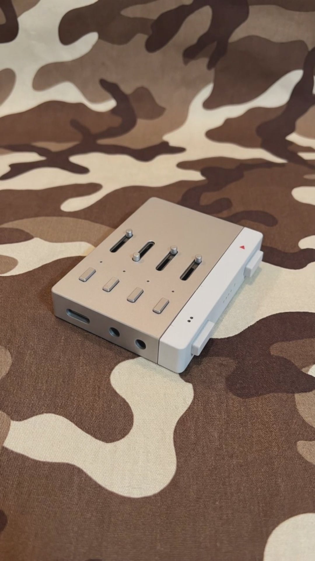 YZY 2019 OG Unreleased Stem Player By Teenage Engineering